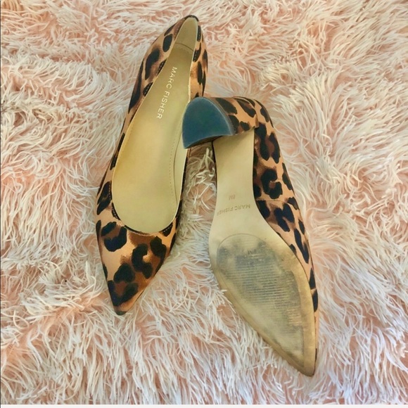 Marc Fisher leopard heels - Picture 3 of 5